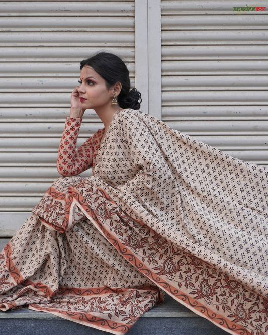 Flowers in Desert - Ajrakh Saree