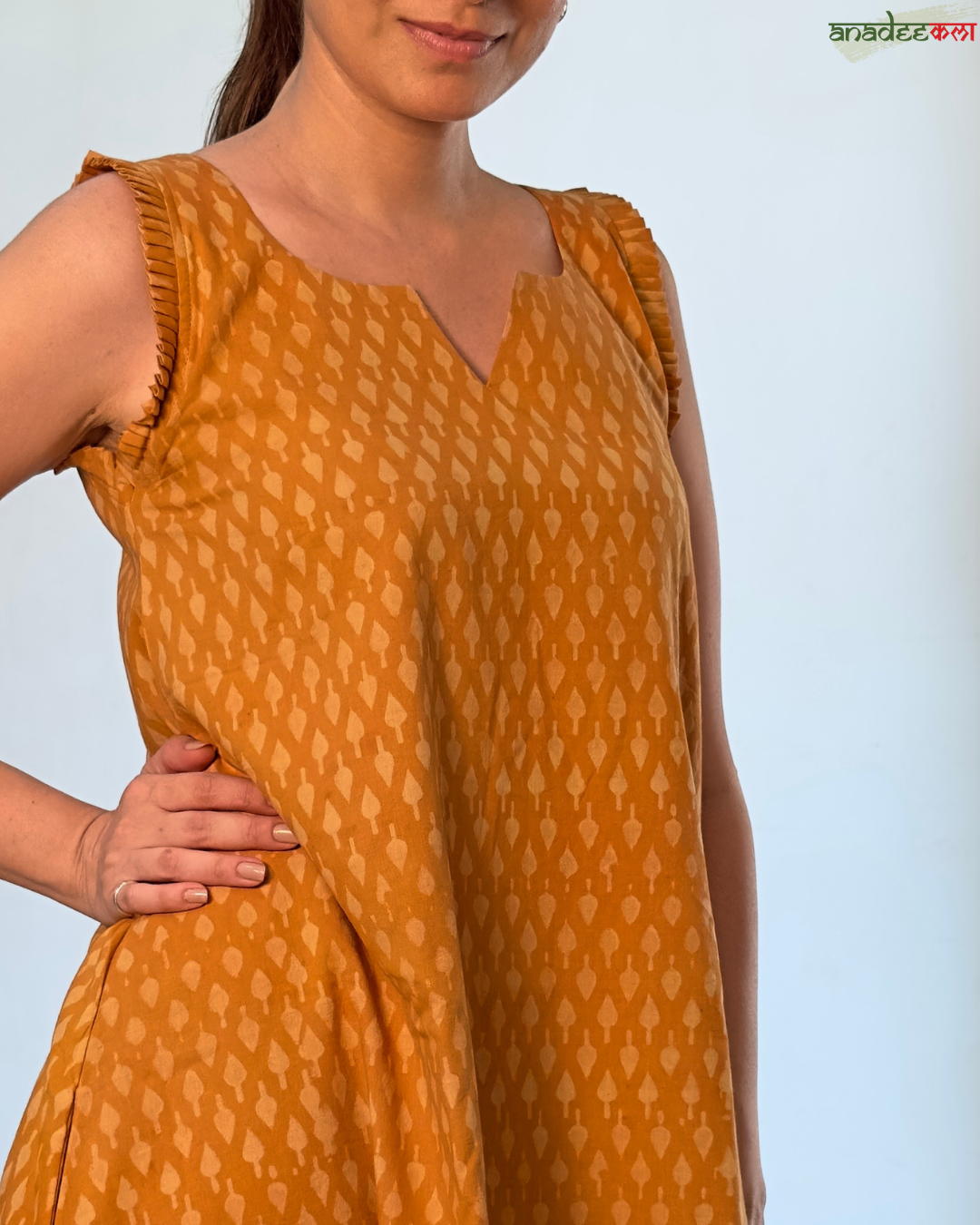 Sunlit Simplicity- A Glow You Can Wear