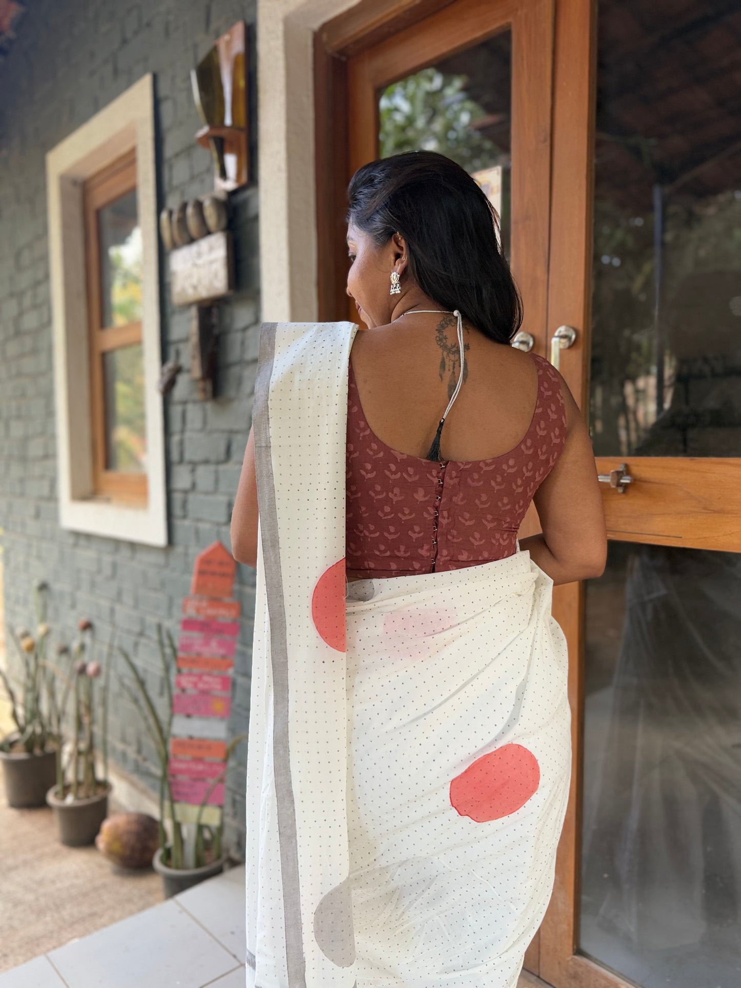 Whispering Dots – Anadeekala Off-White Pure Cotton Handblock Saree